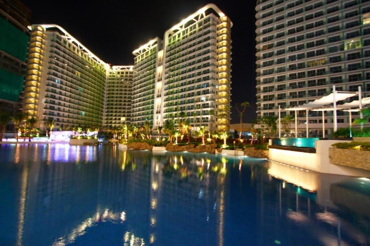 Azure Urban Resort A4 Near Airport Mall With Wavepool Paranaque City 외부 사진