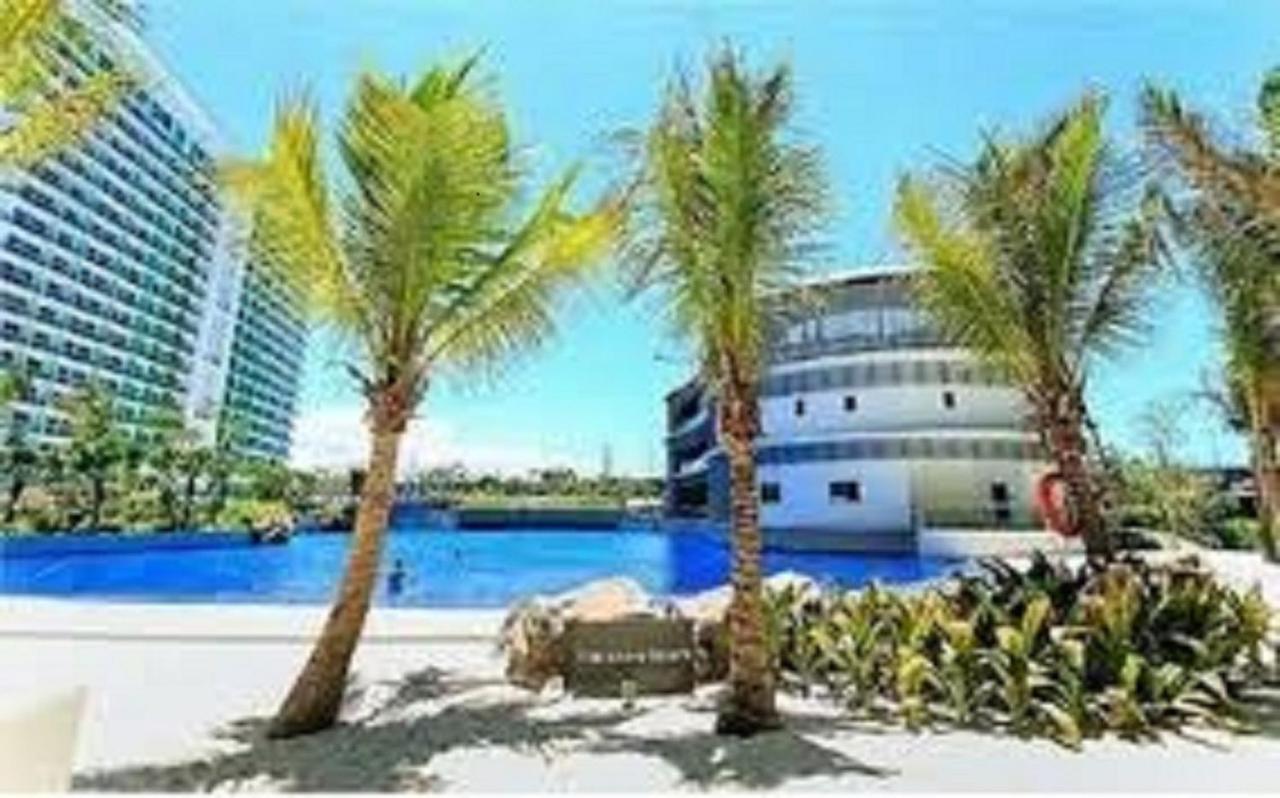 Azure Urban Resort A4 Near Airport Mall With Wavepool Paranaque City 외부 사진